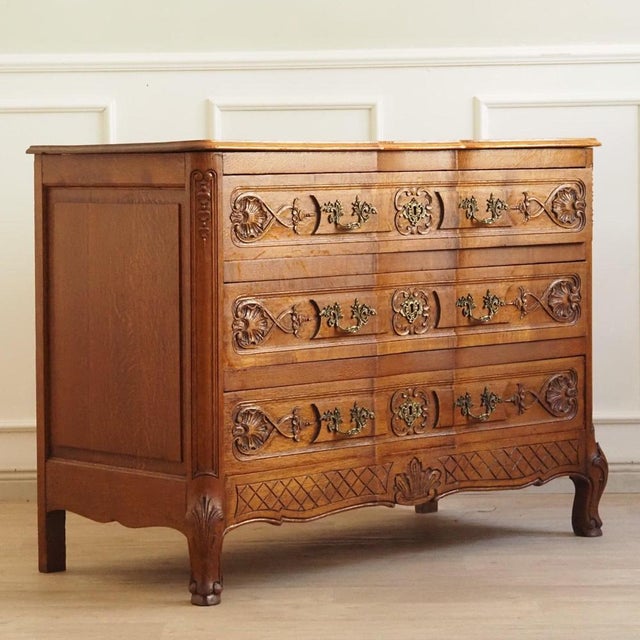 Antique French Chest of Drawers in Oak, 1880s For Sale - Image 11 of 17
