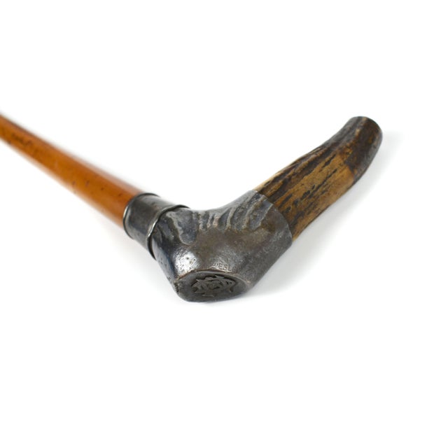 19th Century Victorian Stag Antler Gentleman Walking Cane With Engraved Sterling Silver Collar, Dated 1887 For Sale - Image 6 of 12