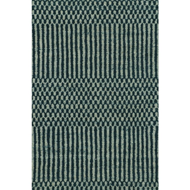 Modern Rug & Kilim’s Modern Rug in Cream and Blue, With Stripes and Geometric Patterns For Sale - Image 3 of 7