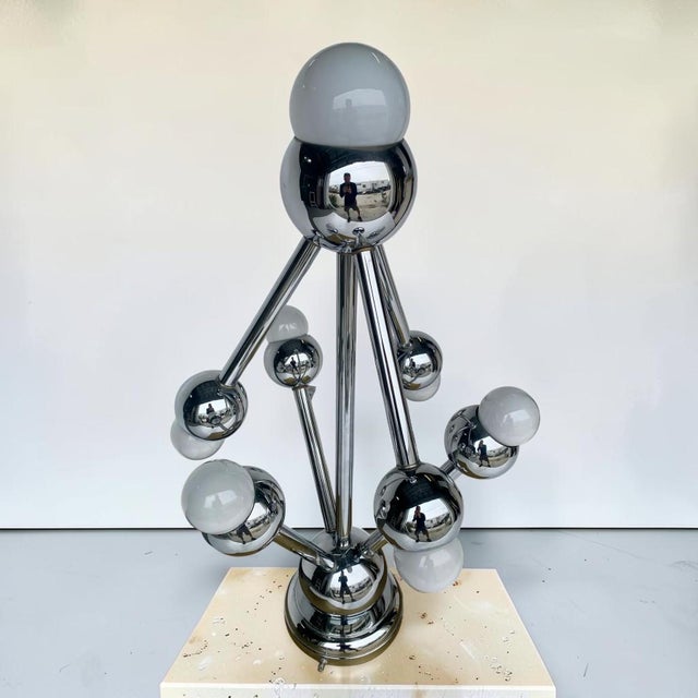 Metal 1960’s Atomic Space Age Era Atomium Chrome Table Lamp For Sale - Image 7 of 9