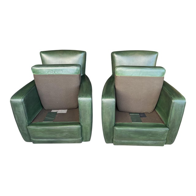 1970s Pair of 180° Swivel Lounge Chairs in Dark Green Patinated Leather For Sale - Image 12 of 14
