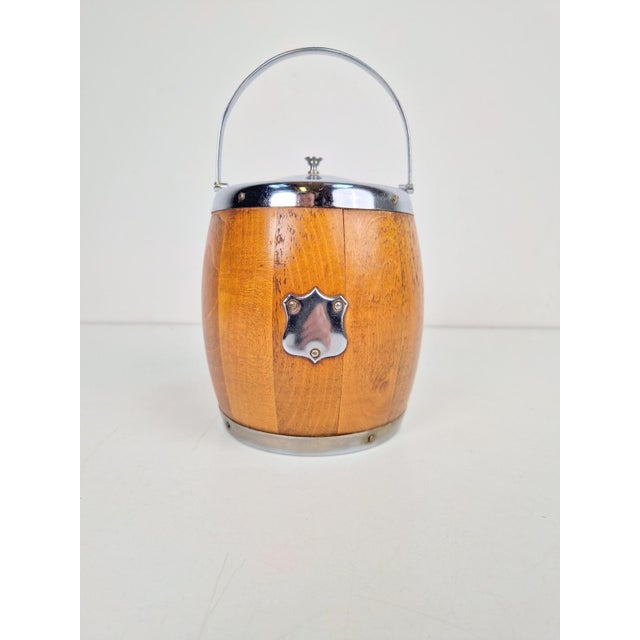 1960s Vintage Wooden Barrel Ice Bucket with Ceramic Interior, 1960s For Sale - Image 5 of 7