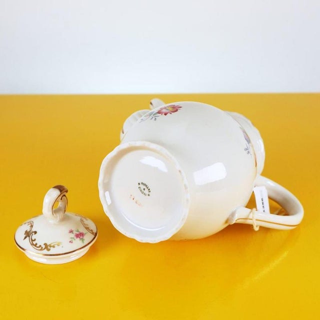 Ceramic Teapot in Decorated from Ginori For Sale - Image 7 of 9