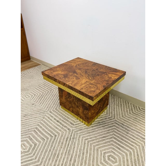 This gorgeous vintage Milo Baughman style side table is a rich and sophisticated decorative find. The dramatic swirling...