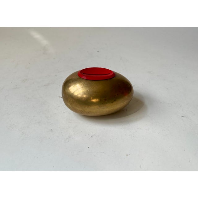 Mid-Century Modern Danish Modern Egg-Shaped Money Bank in Brass by Hans Bunde for Carl Cohr, 1960s For Sale - Image 3 of 9