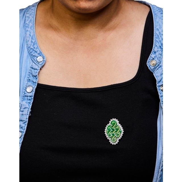 Early 21st Century 18K White Gold 2.00 Cttw Diamond Halo and Jade Shield Brooch Pin and Pendant (G-H Color, VS1-VS2 Clarity) CHAIN NOT INCLUDED For Sale - Image 5 of 6