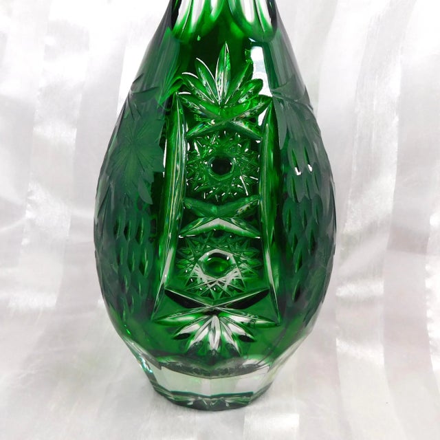 1950s 1950s Green Cut to Clear Decanter For Sale - Image 5 of 6