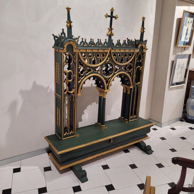 20th Century Neo-Gothic Oratory Altar, Spain, 1890s For Sale - Image 6 of 18