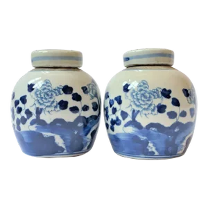 Contemporary Chinoiserie Ginger Jars With Chrysanthemums - a Pair