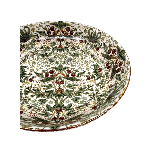 Morris & Co. Strawberry Thief Porcelain Soup Bowls - Set of 4 For Sale In New York - Image 6 of 10