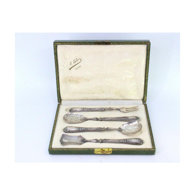 Silver Dessert Pieces with Cut-Out Shells and Embossed Handles with Floral Motifs, Set of 4 For Sale - Image 3 of 7