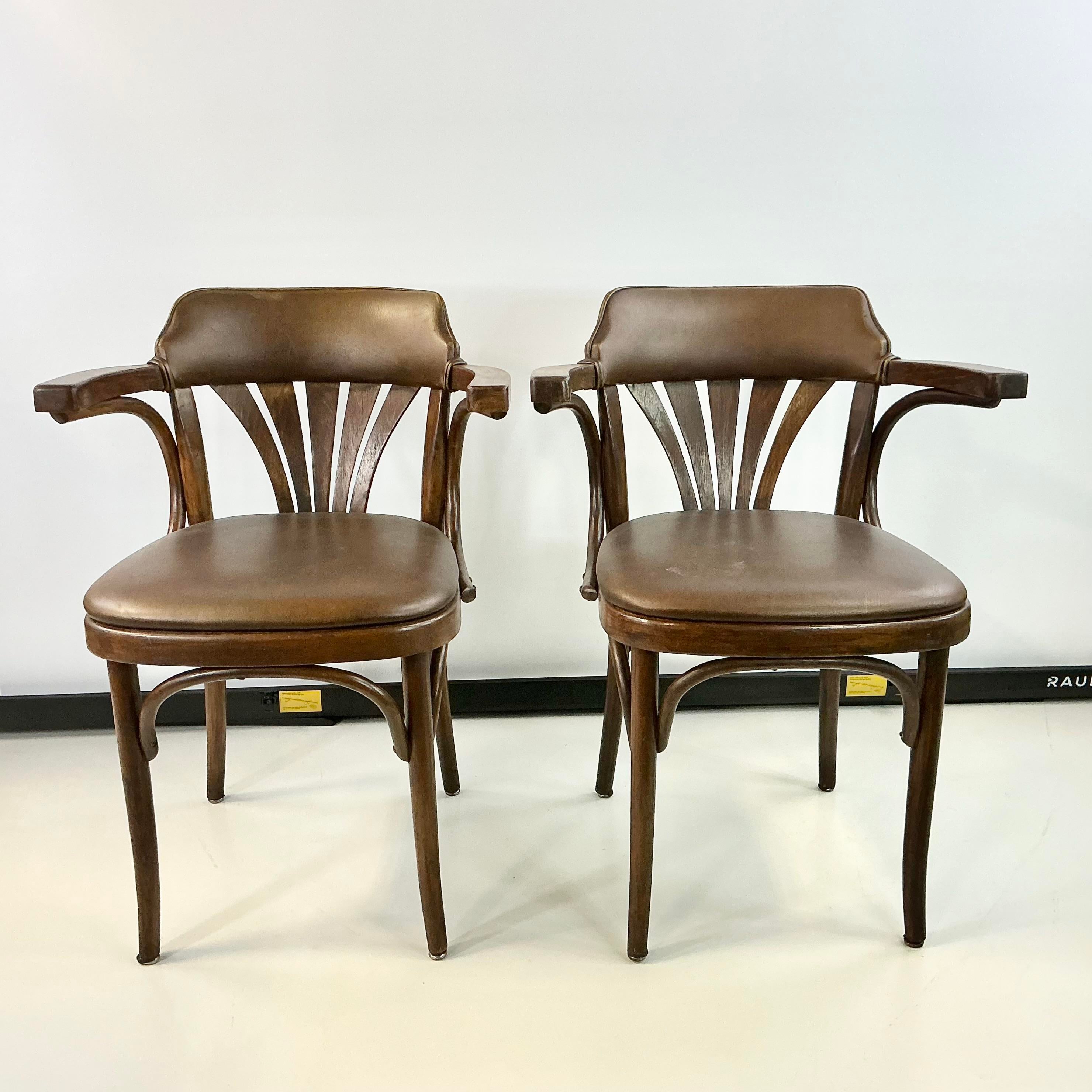 DREVOUNIA　チェコ製ヴィンテージチェアー 1940s Vintage Boho Chic Art Deco Drevounia Bentwood Arm Chairs - A