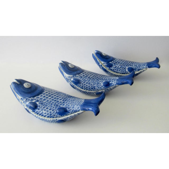 Chinoiserie Vintage C.1998 Asian (Seymour Mann) Blue & White Blanc De Chin Koi Fish Lidded Serving Dishes - 3 Sets For Sale - Image 3 of 13