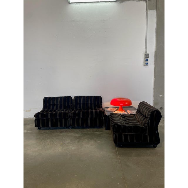 Textile Amanta Chairs and Coffee Table in Brown Alpaca Velvet by Mario Bellini for B&B Italia, 1970s, Set of 4 For Sale - Image 7 of 7