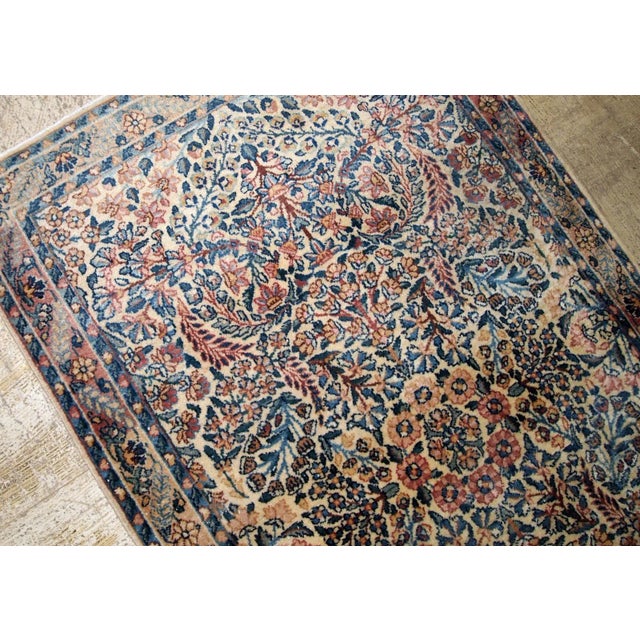 1920s Handmade Antique Persian Kerman Rug For Sale In New York - Image 6 of 13