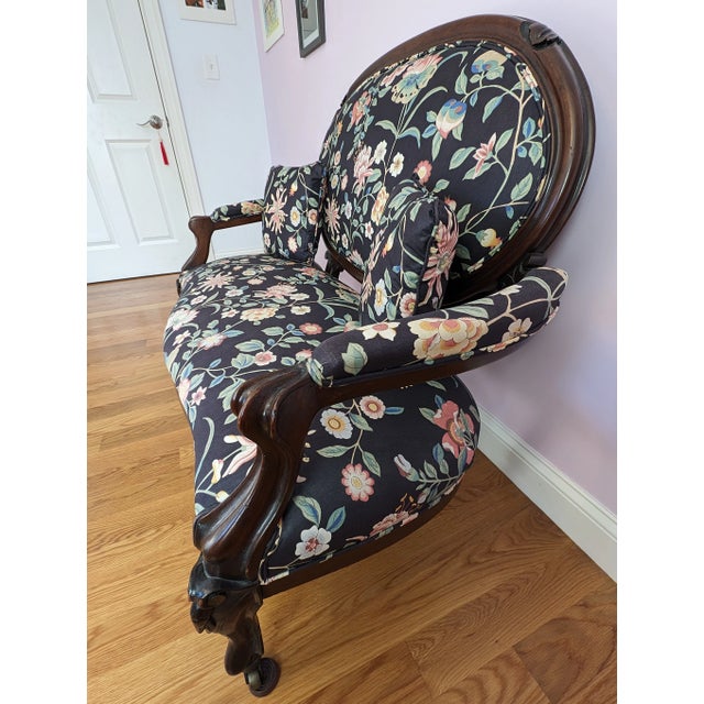 French Early 20th Century Louis XVI-Style Settee For Sale - Image 3 of 11