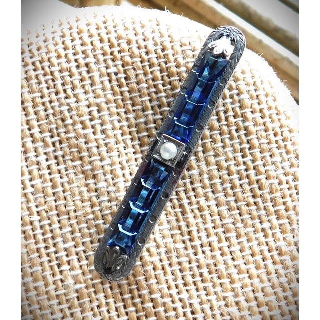 Blue Square Cut Art Deco Stone Bar Pin, Seed Pearl, Silver For Sale - Image 11 of 12