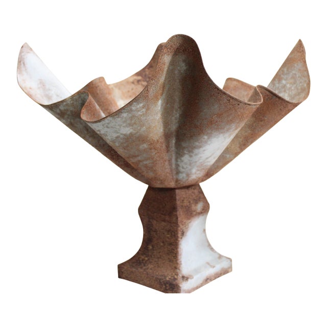 Handkerchief Planter on Pedestal For Sale