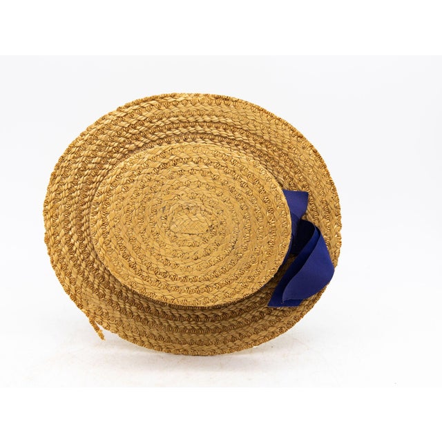 Vintage Natural Straw Navy Blue Ribbon Bow Boater Hat, the Ridgemont Make, 1950s For Sale - Image 4 of 5