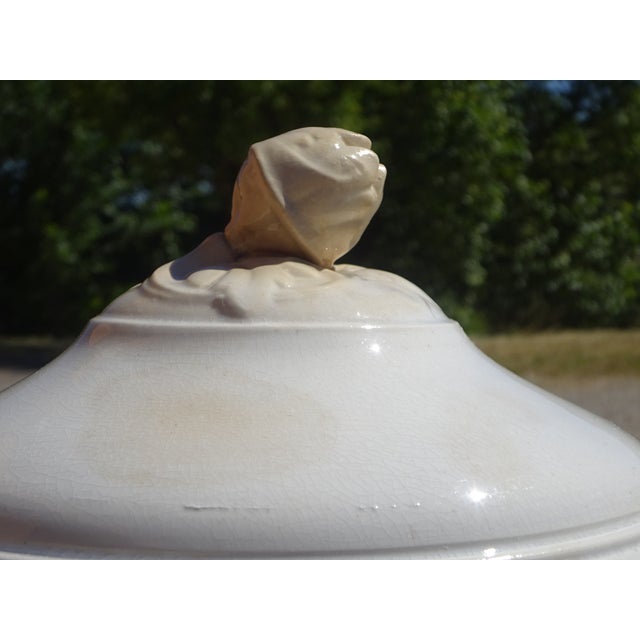 Cream Earthenware Tureen from Sarreguemines, 1890s For Sale - Image 8 of 18