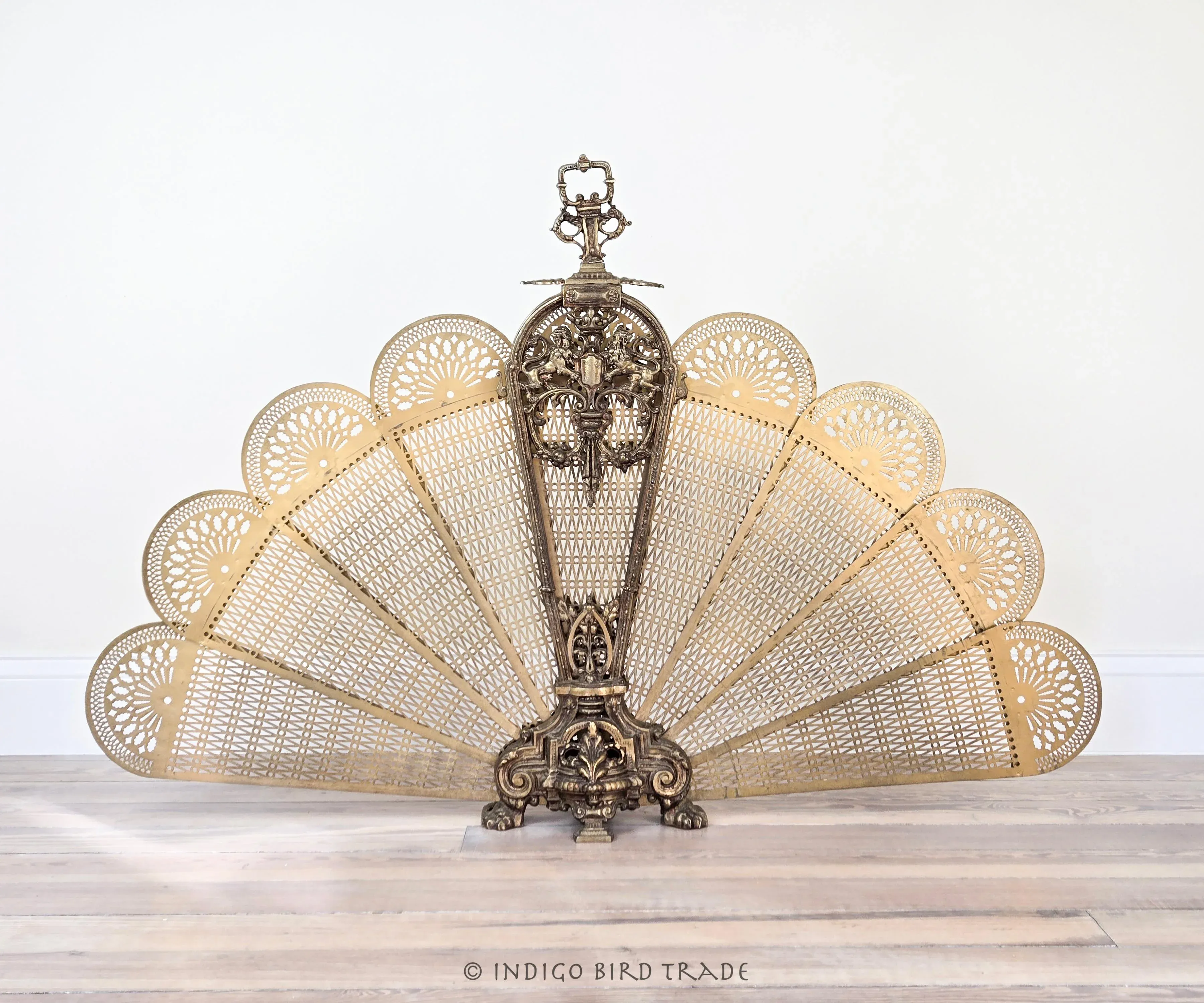Large 19th Century French Louis XVI Style Gilded Bronze Fan-Shaped