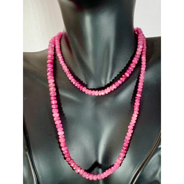 Natural 140 Carat Natural Ruby Bead Single Strand Necklace with Silver Clasp For Sale - Image 11 of 18