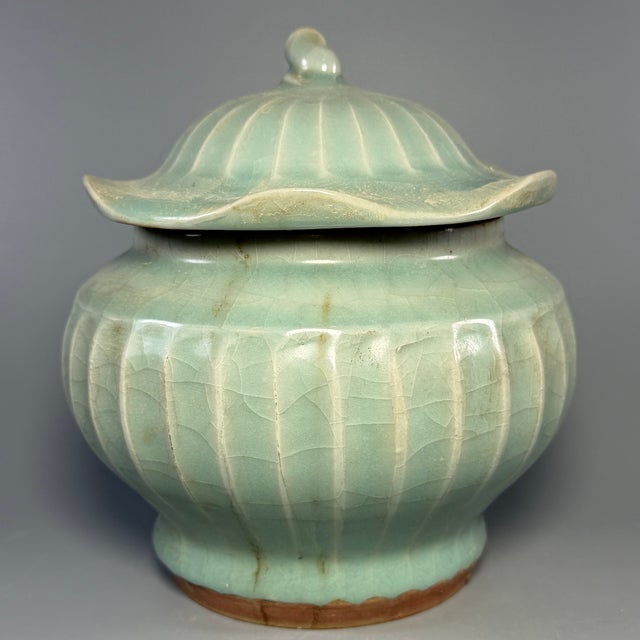 Antique Chinese Celadon Ribbed Covered Lotus Jar, Collectible Antique For Sale - Image 4 of 6