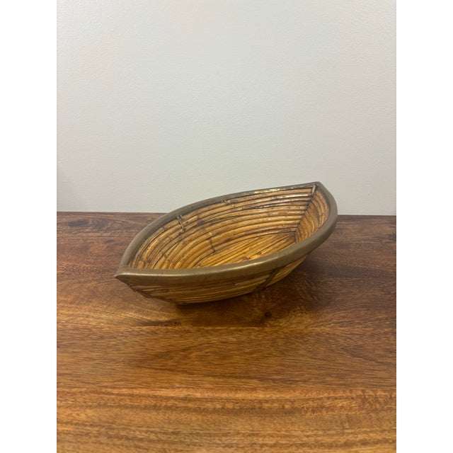 Mid-Century Modern 1950s Italian Riviera Sculptural Rattan Bowl With Solid Brass Trim For Sale - Image 3 of 10