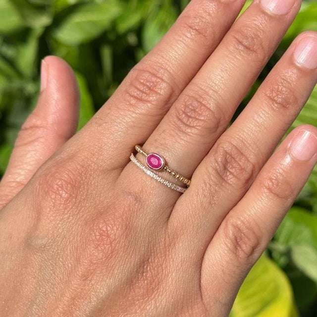 Contemporary Ruby & Diamond Beaded Double Band Stacking Ring Size 9 Set in 14k Yellow Gold For Sale - Image 3 of 16