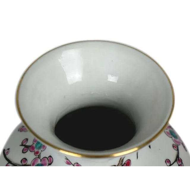Mid 19th Century Antique Chinese Porcelain Vase For Sale - Image 5 of 7