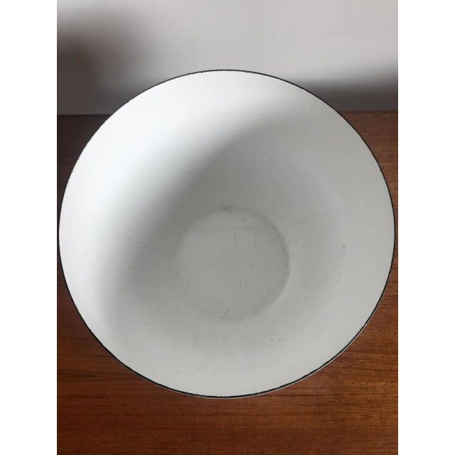 Black Enameled Metal Bowls by Kaj Franck for Arabia, 1950s, Set of 3 For Sale - Image 8 of 10