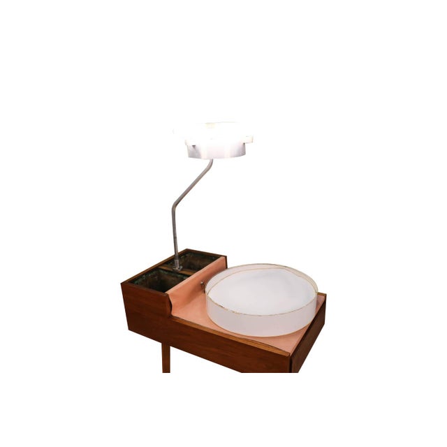 1950s George Nelson Herman Miller Walnut Planter Lamp Table Model 4634-L For Sale - Image 5 of 11