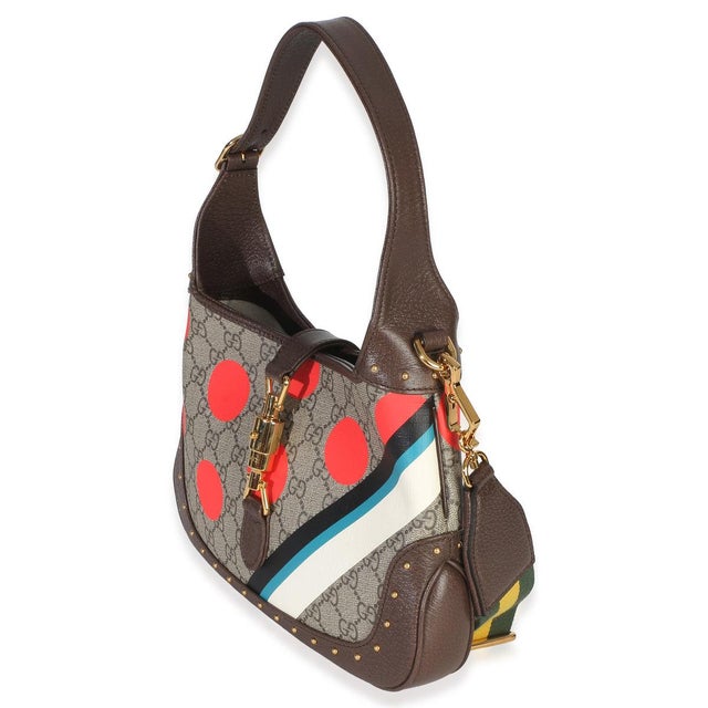 The Neo Vintage GG Supreme collection from Gucci pays homage to the house’s roots. Designed with a nostalgic aesthetic,...