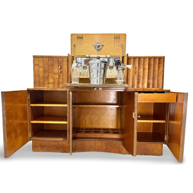 1930’s Art Deco Fluted Burr Walnut Cocktail Bar Server For Sale - Image 12 of 12