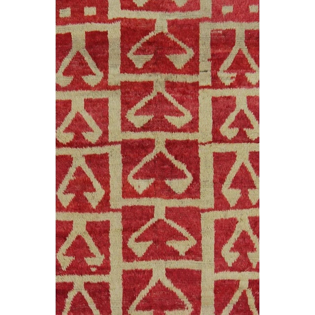 Mid-Century Turkish Tulu Carpet With Tribal Pattern in Red and Lt Green For Sale - Image 4 of 6