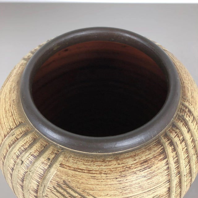 Cream Germany Multi-Color Ceramic Pottery Vase by Franz Schwaderlapp for Sawa Ceramic, 1960s For Sale - Image 8 of 12