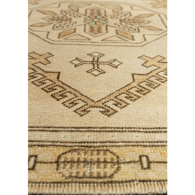 Contemporary Turkish Vintage Rug 3'3" x 7'8" For Sale - Image 3 of 4