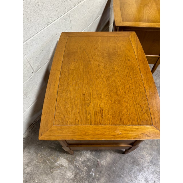 1960s Tomlinson Sophisticate Walnut Nightstands - a Pair For Sale - Image 5 of 11
