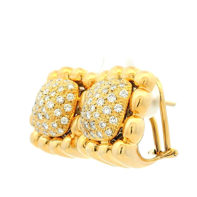 Pair of Primoro Italian 18k Gold Pavé Diamond Earrings, 1980s For Sale - Image 10 of 17