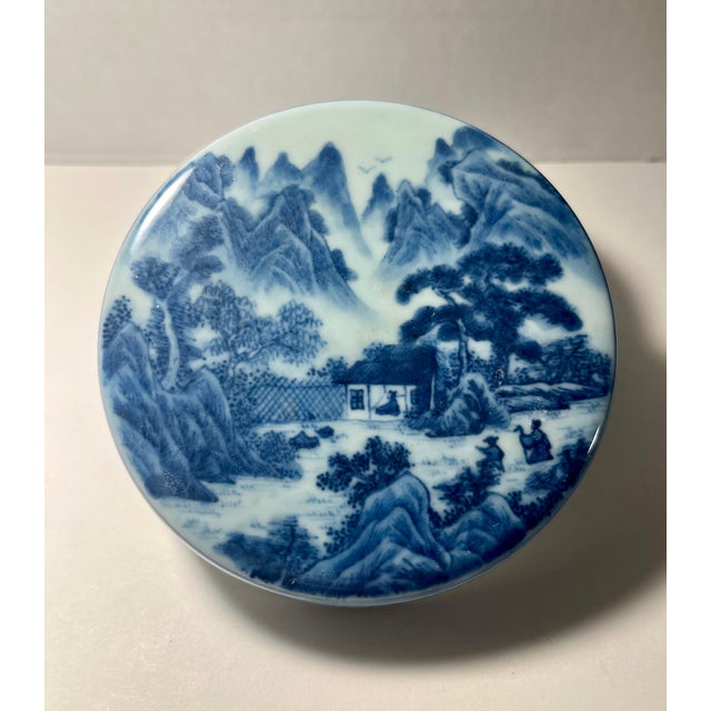 Chinese Circa 1930s Chinese Republic Blue and White Porcelain Powder Box Yongzheng Mark For Sale - Image 3 of 9
