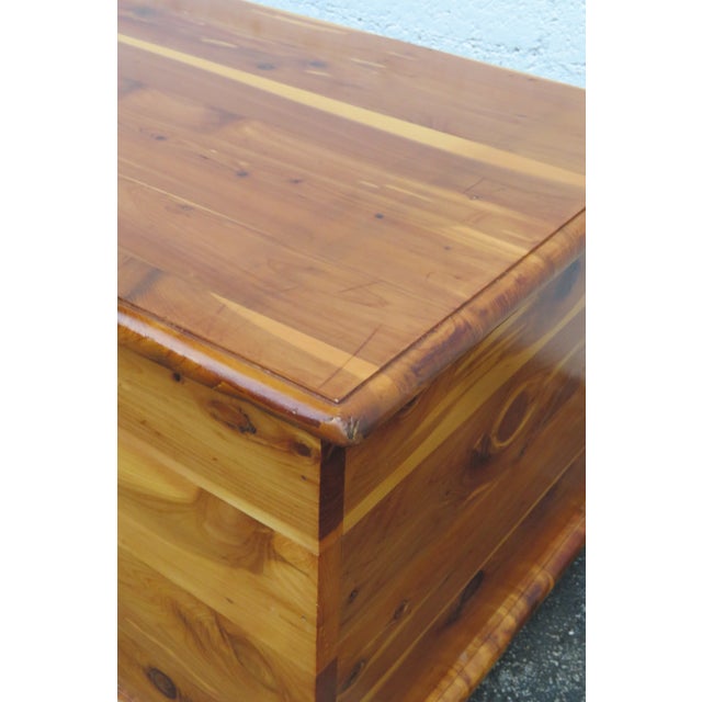 Late 20th Century Solid Cedar Hope Chest Blanket Trunk Bench 6175 For Sale - Image 15 of 18