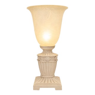 Vintage Neoclassical Urn Table Lamp With Shell & Starfish Motif, Cream Ivory For Sale