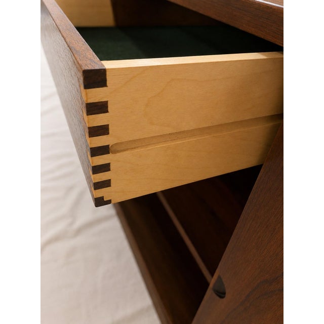 1960s Rare Rosewood Mid-Century Modern Credenza | Floating or Floor Standing For Sale - Image 5 of 9