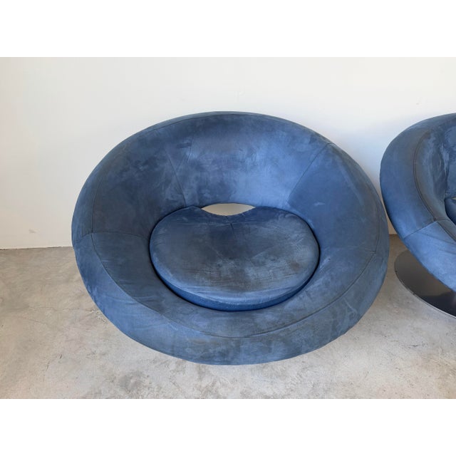 2000 - 2009 Pair of Arketipo “Moon” Swivel Lounge Chairs by Manzoni & Tapinassi, Italy For Sale - Image 5 of 12