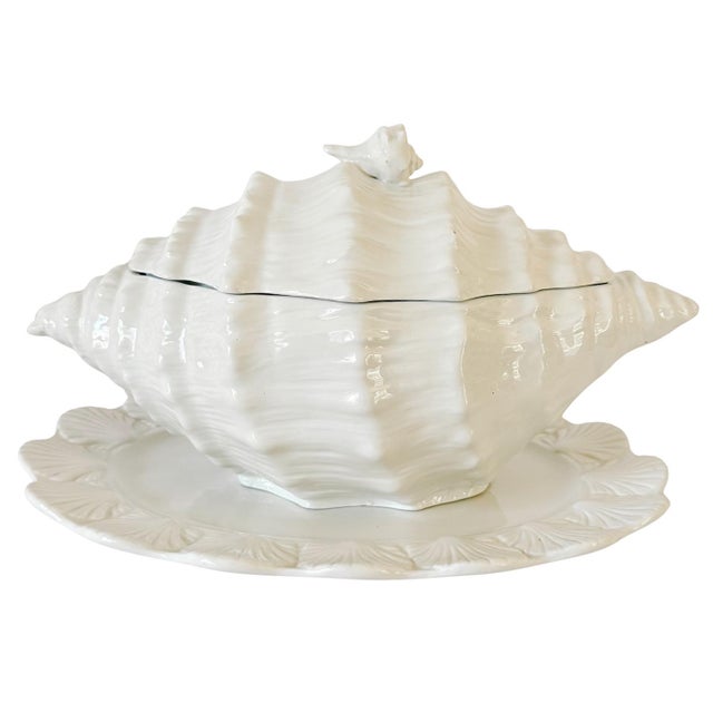Mid-Century Modern 1970s Italian White Porcelain Conch Shell Tureen Set With Underplate & Ladle - 4 Pieces For Sale - Image 3 of 10