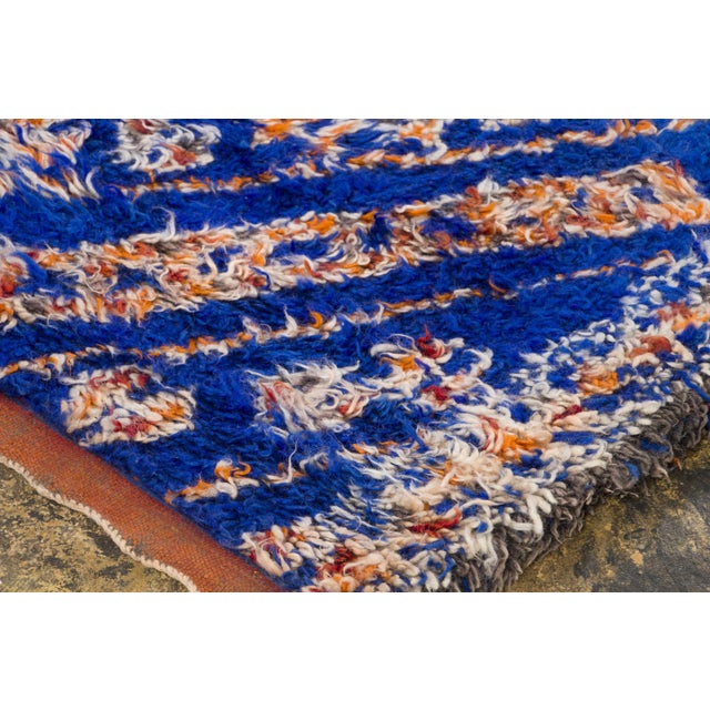 Rug & Kilim Vintage Moroccan Berber Wool Rug With Chevron Design by Rug & Kilim, 1950-1959 For Sale - Image 4 of 9