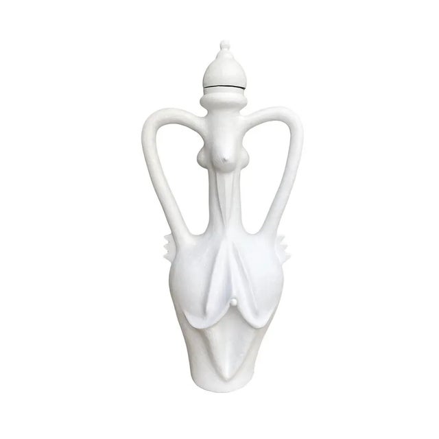 Amphora Sculpture with Vulva by Alejandro Lucadamo, 2010 For Sale - Image 9 of 9