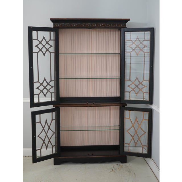 Chinoiserie Black & Gold Chinoiserie Display Cabinet For Sale - Image 3 of 16