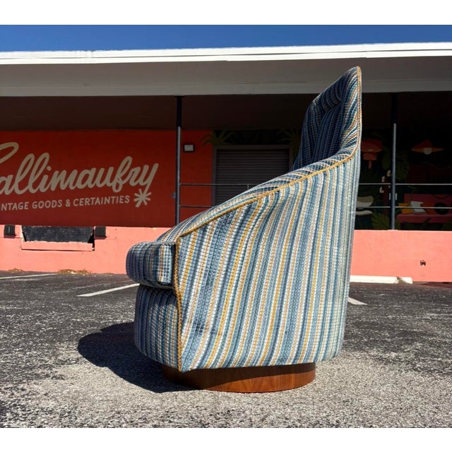 Mid-Century Modern Restored Mid Century Adrian Pearsall Swivel Club Chair For Sale - Image 3 of 12