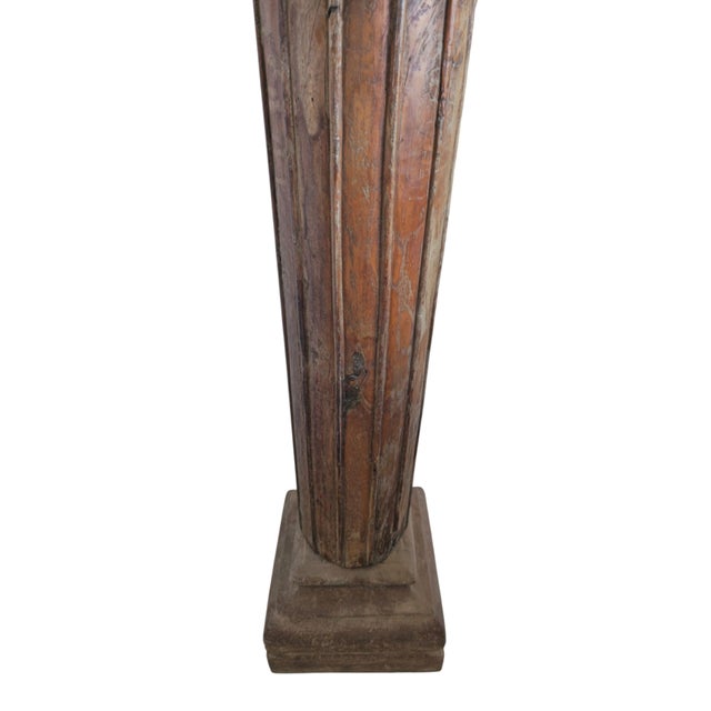 19th Century Balinese Carved Wood Columns, Set of 2 For Sale - Image 3 of 7
